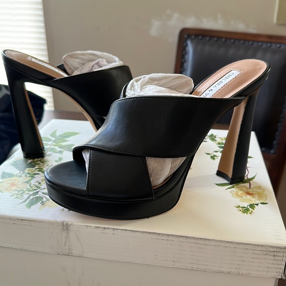 Chelsea & Violet Shoes Chelsea Violet The Jean Cross Band Leather